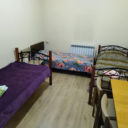 Vanand Guest House Гюмри Екстериор снимка